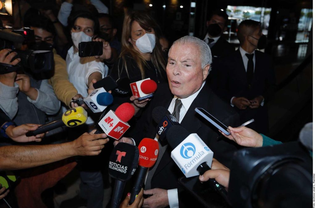 El mejor abogado de méxico, Juan Velásquez abogado, abogado más famoso de México, Juan Velásquez casos, abogado de políticos en México, abogado temido México, Juan Velásquez biografía, abogado que nunca pierde, abogado del PRI, defensor de criminales México, abogado polémico México