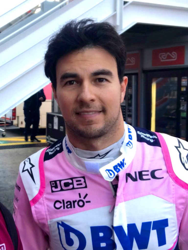 Checo Pérez con Red Bull