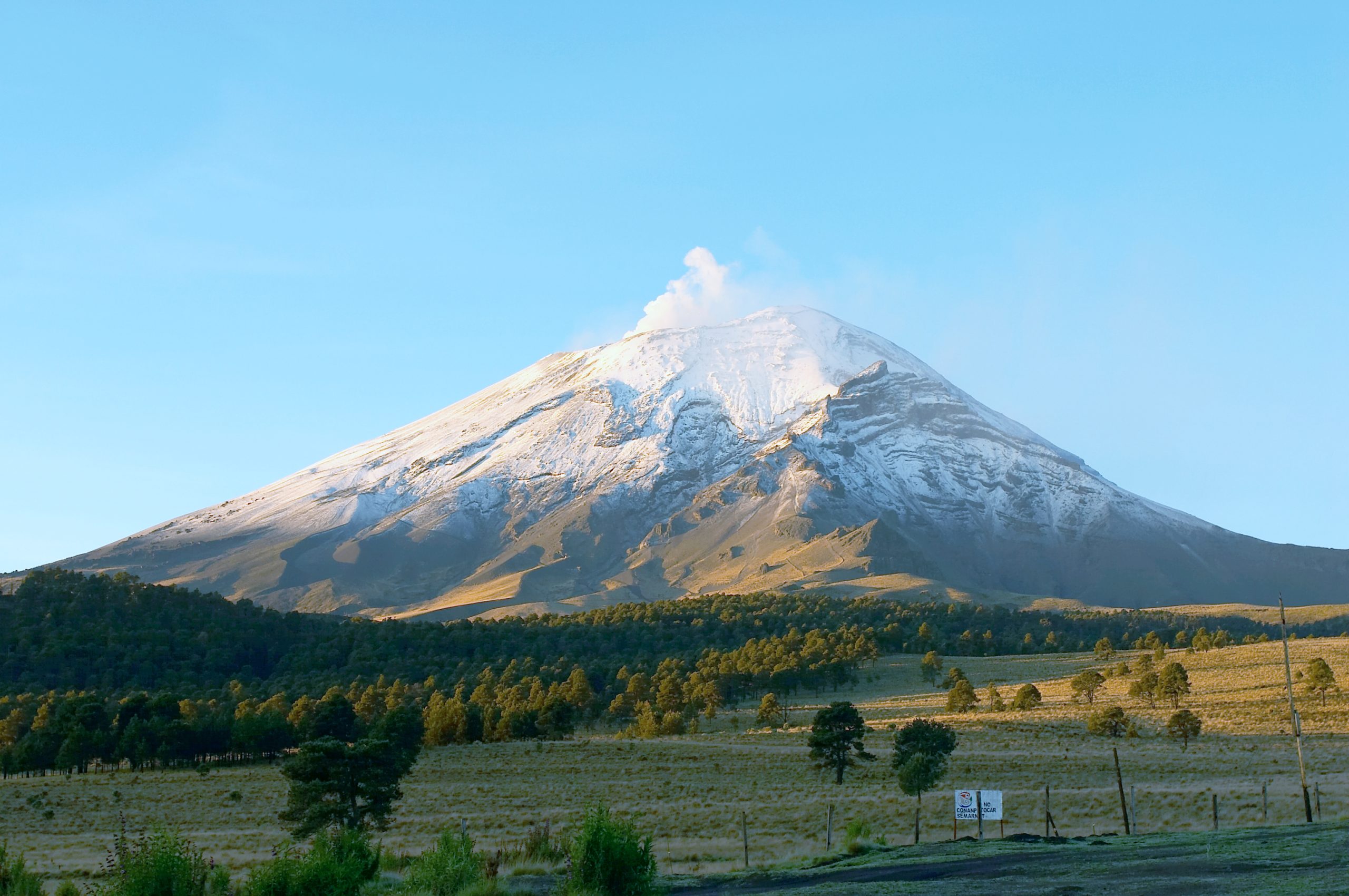 Celebrando el cumpleaños 730,000 del Popocatépetl