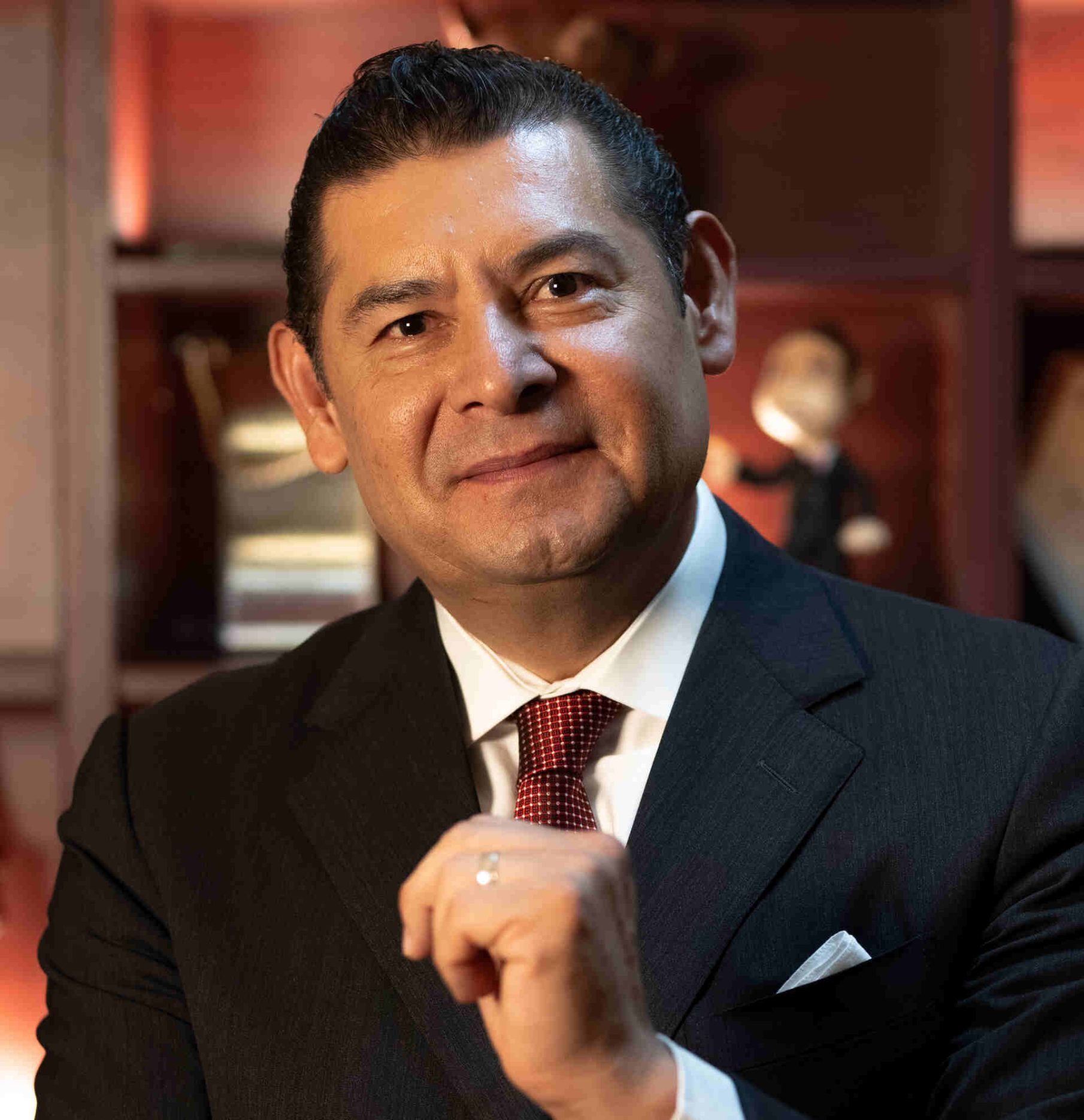 Alejandro Armenta amenaza a empresa por compra de terrenos