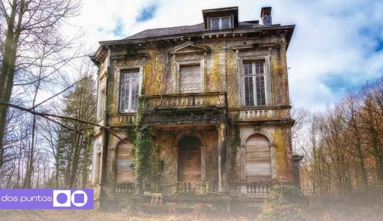 Rescatan a 3 menores de edad que sobrevivieron a “la casa de los horrores de Oviedo”