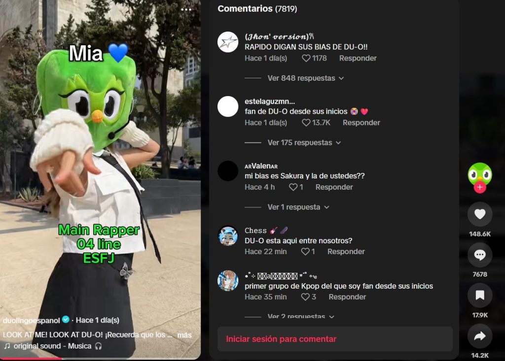 Si otra cosa no, el equipo de mercadotecnia de Duolingo en Español está compuesto de gente bastante inventiva. Por lo que la apuesta más reciente para hacerte aprender coreano se centra en su propio grupo de K-Pop. Estas son las estrellas de Duolingo que te van a enseñar coreano mientras escuchas K-Pop. DU-O