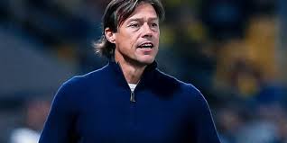 Rayados complica a Chivas: Domènec Torrent aún no firma y Almeyda se enfría