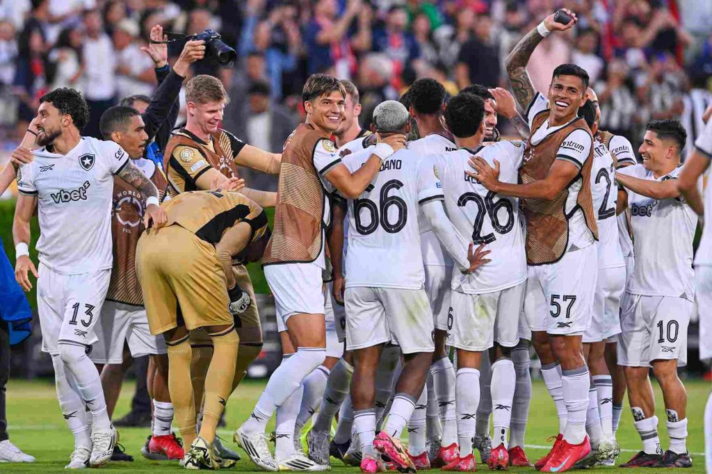 Renato Paiva PSG Botafogo, Botafogo vence al PSG, PSG pierde Mundial de Clubes, Renato Paiva Toluca, Botafogo PSG Mundial de Clubes 2025, Renato Paiva redención, PSG cae ante Botafogo, Renato Paiva ex Toluca