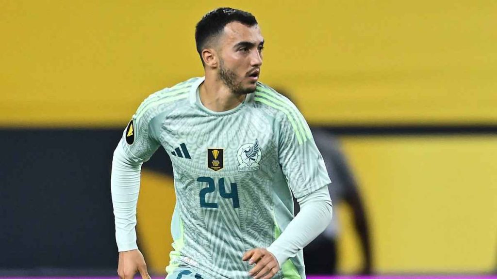 Luis Chávez operación, Luis Chávez fuera ocho meses, lesión Luis Chávez 2025, Luis Chávez recuperación, cirugía Luis Chávez, baja Luis Chávez, Luis Chávez fuera del torneo