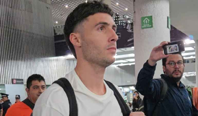 José Paradela Cruz Azul, fichaje Cruz Azul 2025, refuerzos Cruz Azul Apertura 2025, nuevo jugador Cruz Azul, José Paradela México, Cruz Azul José Paradela oficial