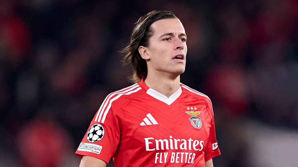 Álvaro Carreras Real Madrid, fichaje Real Madrid 2025, Carreras merengue, refuerzo Real Madrid temporada 2025, Carreras oficial Real Madrid, Álvaro Carreras confirmación