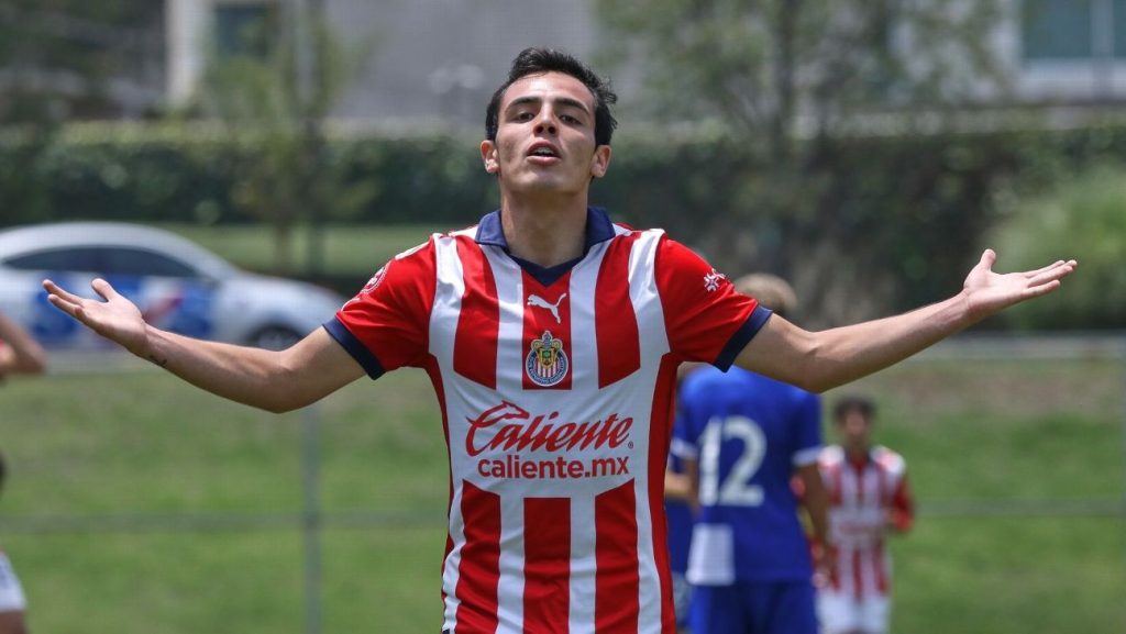 hivas renueva, cantera Chivas, renovación jugadores Chivas, jóvenes promesas Chivas, Liga MX, Chivas Guadalajara, Yael Padilla, Leonardo Sepúlveda, Gael García, Diego Campillo, Armando González