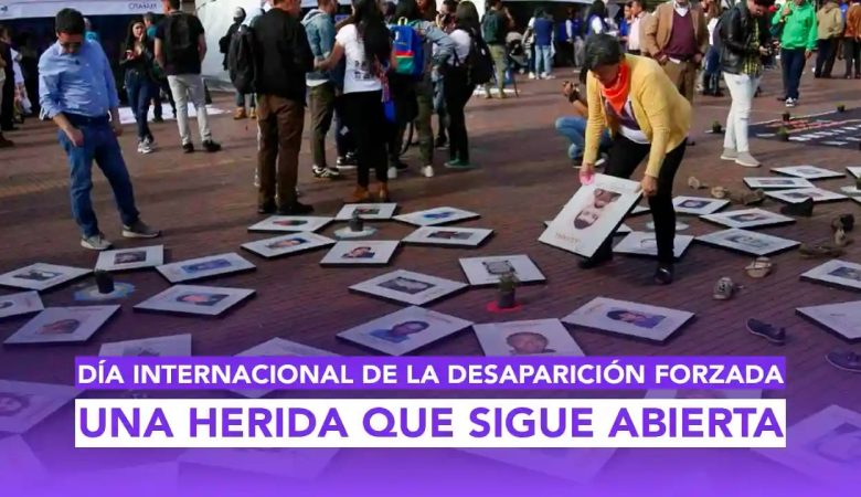 En Dos News repasamos las noticias más virales e impactantes: el Día Internacional de la Desaparición Forzada, el recordatorio del informe presidencial de Claudia Sheinbaum, y la riña en Tequila, Jalisco. Además, surge una nueva Lady en México, Trump desmiente su muerte, y en el mundo del espectáculo: Belinda brilla en el concierto de Shakira, su ex sorprende con aparición inesperada y hasta una mujer discapacitada se levantó en pleno show. También hablamos del regreso de Bad Bunny en Puerto Rico, rumores de Fifth Harmony, la boda de Lupita Villalobos, y la eliminación de Mariana Botas en LCDLFMX. En deportes, Piastri gana el GP de Holanda y Pato O’Ward sufre un fuerte accidente en IndyCar. ¿Que nos espera en mexico magico y el mundo? Enterate en dos puntos punto media, plataforma de Puebla, MéxicoEn Dos News repasamos las noticias más virales e impactantes: el Día Internacional de la Desaparición Forzada, el recordatorio del informe presidencial de Claudia Sheinbaum, y la riña en Tequila, Jalisco. Además, surge una nueva Lady en México, Trump desmiente su muerte, y en el mundo del espectáculo: Belinda brilla en el concierto de Shakira, su ex sorprende con aparición inesperada y hasta una mujer discapacitada se levantó en pleno show. También hablamos del regreso de Bad Bunny en Puerto Rico, rumores de Fifth Harmony, la boda de Lupita Villalobos, y la eliminación de Mariana Botas en LCDLFMX. En deportes, Piastri gana el GP de Holanda y Pato O’Ward sufre un fuerte accidente en IndyCar. ¿Que nos espera en mexico magico y el mundo? Enterate en dos puntos punto media, plataforma de Puebla, México