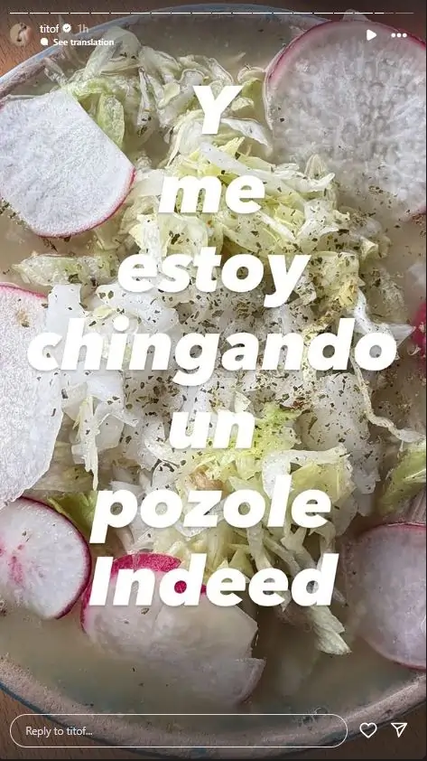 Mucha gente idoliza el estilo de vida del rockstar: vivir a base de excesos, música y —en algunos casos— drogas. Pero, a fin de cuentas, esto termina pasando factura en cuerpo y mente, un fenómeno que hemos visto muchas veces, por ejemplo, con Ozzy Osbourne, y el modelo más reciente es el cantante y guitarrista de Molotov: Tito Fuentes, que recibió un total de 11 cirugías y casi pierde la vida por vivir una vida decadente.