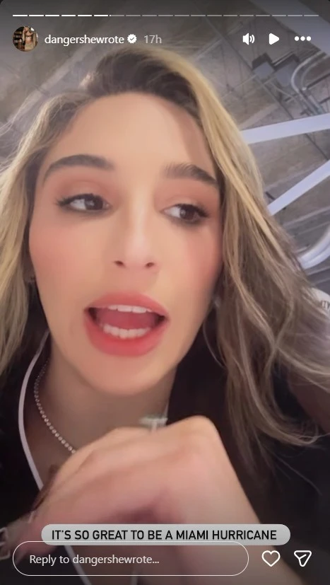 Usuarios de redes sociales se volvieron locos cuando vieron a una persona muy especial en sus pantallas de televisión en una transmisión del juego de los “Miami Hurricanes” por ESPN, se trata de la estrella de video para adultos y fanática del equipo: Abella Danger. A pesar de que esto pueda parecer solo una curiosidad, muchos lo tomaron como confirmación de un rumor muy interesante sobre ella. En dos puntos te explicamos todo lo que tienes que saber sobre la actriz y su aparición en el mundo de los deportes.