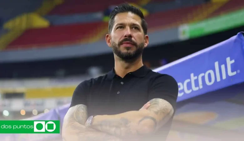 Wuhan Three Towns, Benjamín Mora, director técnico mexicano, Superliga China, entrenador mexicano en China, Benjamín Mora China