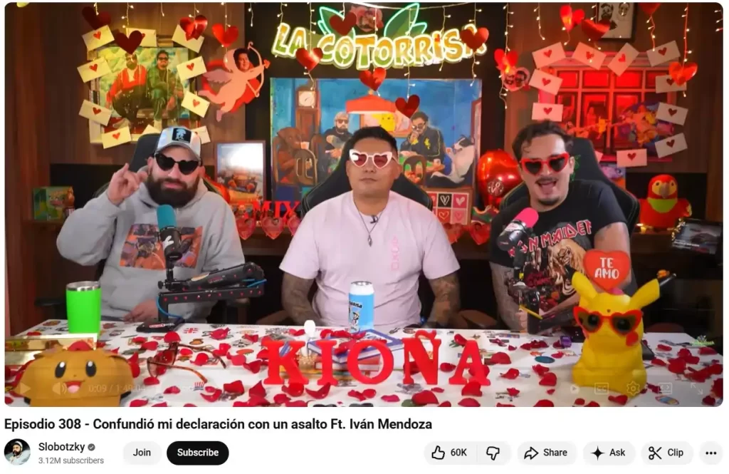 El humor, en especial en internet, es un tema muy delicado, donde no hay líneas claras entre lo que está bien y lo que es ofensivo, por lo que en algunos casos la comedia llega a las cortes del país. Eso sucedió con Jessica Bustos, que levantó una demanda contra La Cotorrisa, por un comentario que ella se tomó de muy mala manera e inició un gran debate sobre lo que es correcto. Hasta que Slobotzky, miembro del podcast, hizo una publicación muy reveladora. En dos puntos te explicamos todo sobre los implicados y si alguien ya ganó el juicio que se está llevando a cabo.