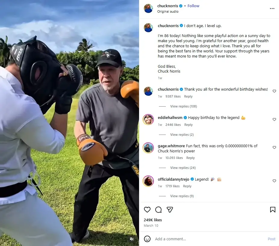 Hay personas que trascienden el mero estatus de “celebridad” y se convierten en leyendas vivientes, inmortalizadas por una carrera para la cual el éxito se le queda corto, pero incluso sufren por el paso del tiempo y la edad. El ejemplo más reciente de lo anterior lo podemos encontrar con el actor Chuck Norris, que se encuentra hospitalizado en Hawái por una emergencia médica, en dos puntos te vamos a explicar todo lo que sabemos del incidente, la historia y motivos por los cuales se volvió un elemento de la cultura popular.