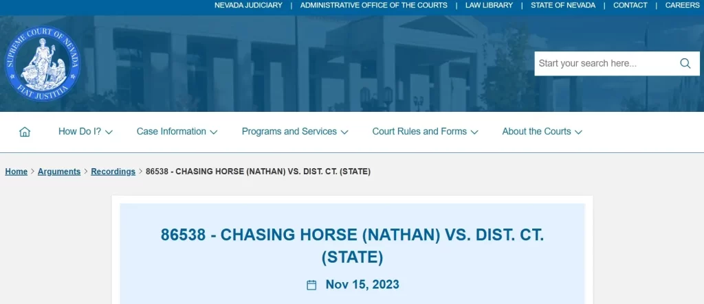 Una buena película, cualquier forma de arte, puede cambiar tu perspectiva sobre un tema, en muchas ocasiones tales piezas se vuelven clásicos que perduran por décadas y reciben una buena cantidad de premios. Sin embargo, las personas que participan en ellos llevan sus propias vidas, que en ocasiones van en contra de su mensaje, el caso más reciente tiene que ver con el actor Nathan Lee Chasing His Horse, del clásico de Kevin Costner, "Danza con lobos", que está en la corte por abuso. En dos puntos te contamos todo lo que tienes que saber de esta historia y el perturbador culto que se esconde detrás.