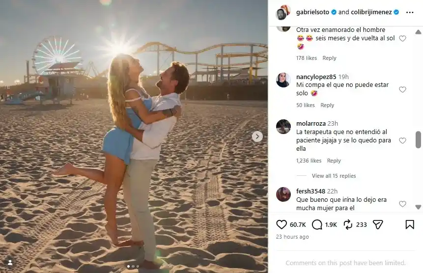 En nuestro círculo de amigos, todos conocemos a esa persona que siempre llama la atención por sus escapadas amorosas. Ya sea que encuentren el amor con gran facilidad, siempre están saliendo con alguien nuevo o son los protagonistas de las historias más alocadas. Ese tipo de individuo es tan común, que algunos de ellos llegan a la fama y bajo la mirada del público, se vuelven controversiales. Esa es la historia de Gabriel Soto, quien subió fotos a su Instagram con su novia, Colibrí Jiménez, y muchos ya predicen que acabará mal. En dos puntos te contamos todo lo que sabemos de esta nueva polémica, las razones por las que lo están funando y las relaciones pasadas del intérprete.