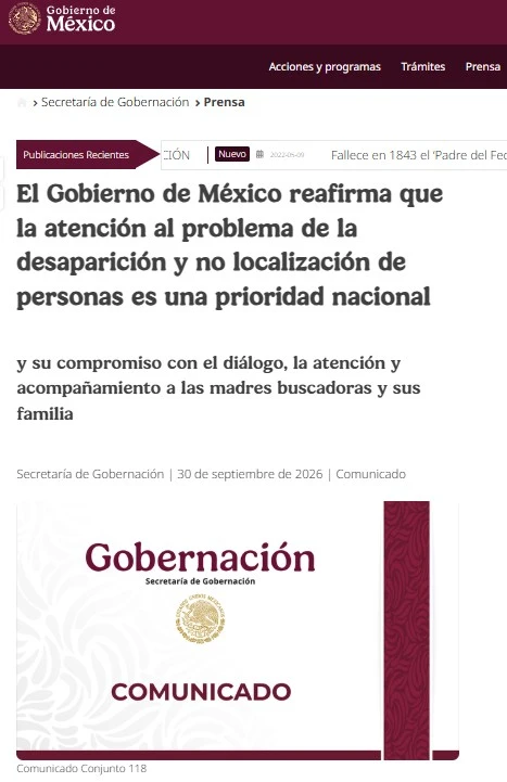 Entre empujones, gritos y el rugido de motores desesperados, madres buscadoras se enfrentan a automovilistas por bloqueo de carretera tras sumar más de 12 horas de parálisis total en uno de los accesos más transitados de la región. La desesperación de cientos de conductores varados chocó de frente contra el dolor de decenas de familias que exigen la localización de sus seres queridos. La tensión escaló rápidamente en la vialidad cuando la falta de respuesta oficial transformó la protesta en una batalla campal entre civiles, exponiendo la fractura social y el colapso del diálogo ante la crisis de desapariciones que golpea al país.